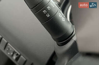 Хетчбек Nissan TIIDA 2010 в 