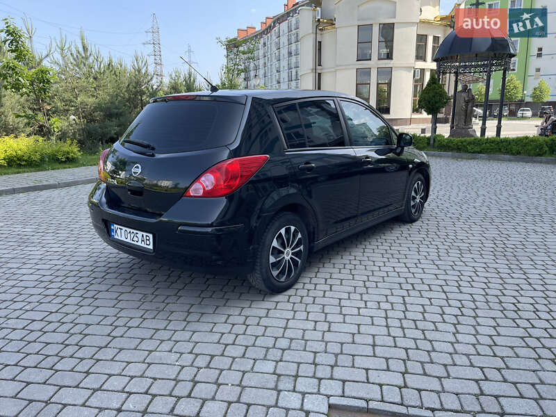 Хетчбек Nissan TIIDA 2008 в Івано-Франківську