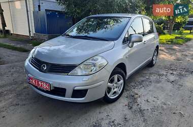 Хэтчбек Nissan TIIDA 2008 в Полтаве