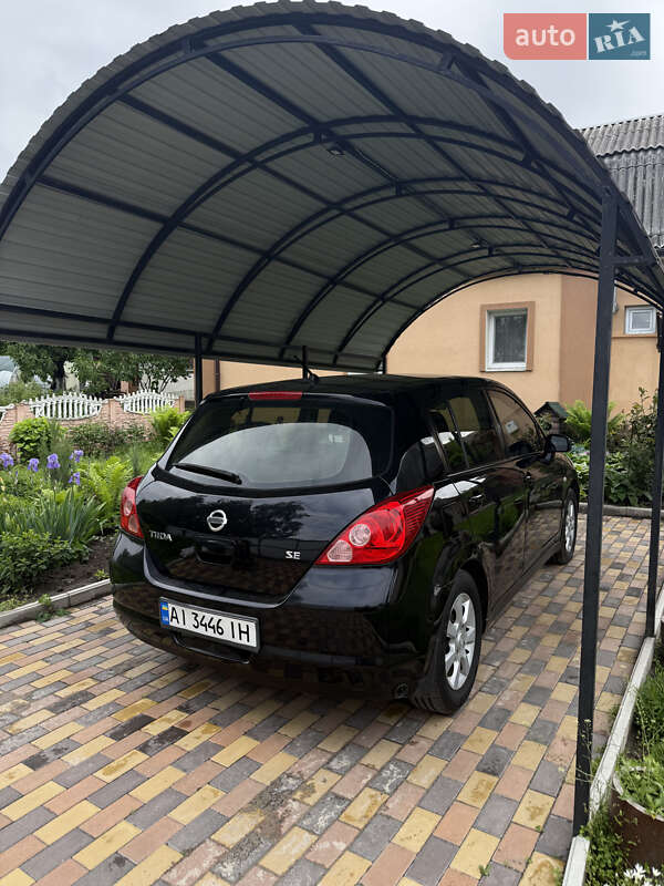 Nissan TIIDA 2008
