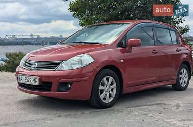 Хетчбек Nissan TIIDA 2012 в Києві