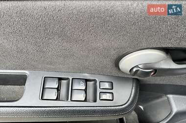 Хэтчбек Nissan TIIDA 2008 в 
