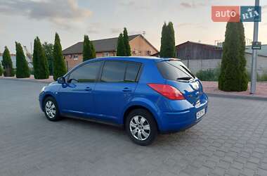 Хетчбек Nissan TIIDA 2007 в 