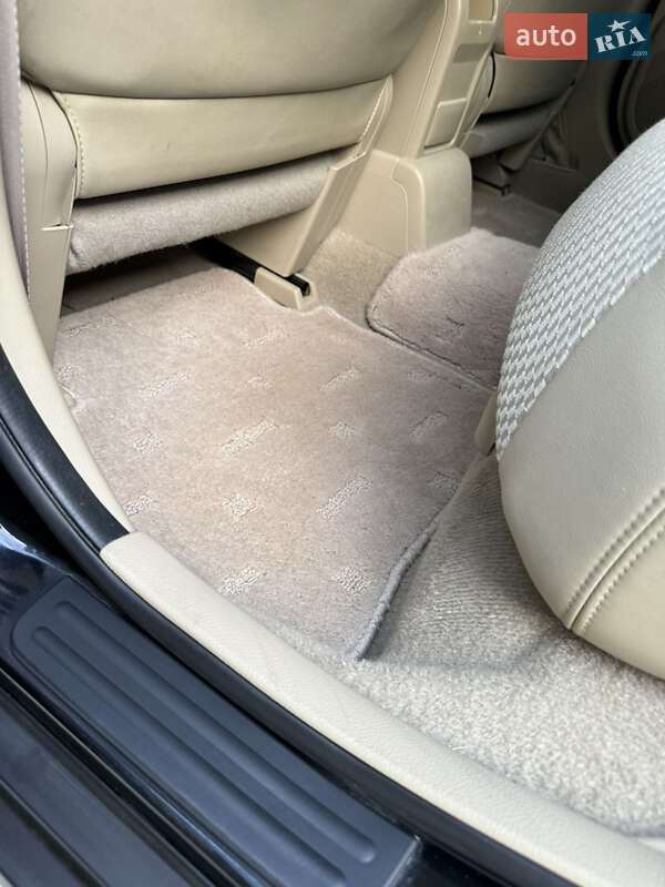 Хетчбек Nissan TIIDA 2011 в Одесі