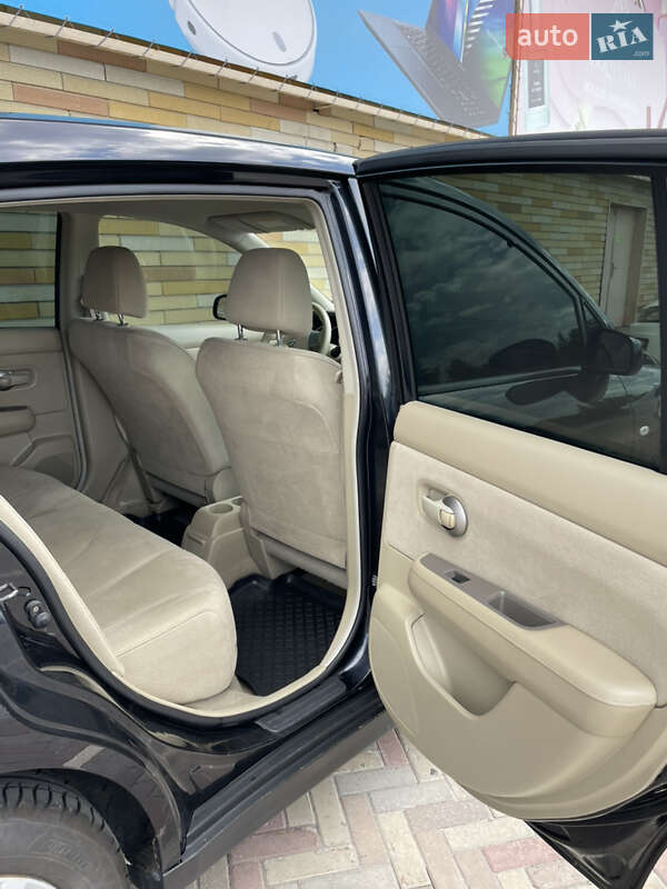 Хэтчбек Nissan TIIDA 2008 в Харькове