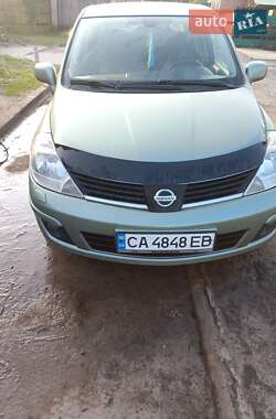 Седан Nissan TIIDA 2007 в Черкасах