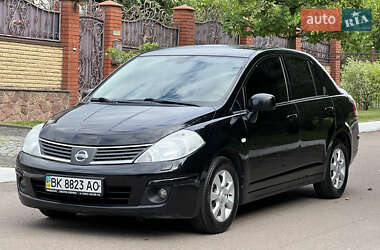 Седан Nissan TIIDA 2008 в Рівному