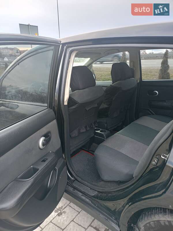 Хетчбек Nissan TIIDA 2008 в Львові