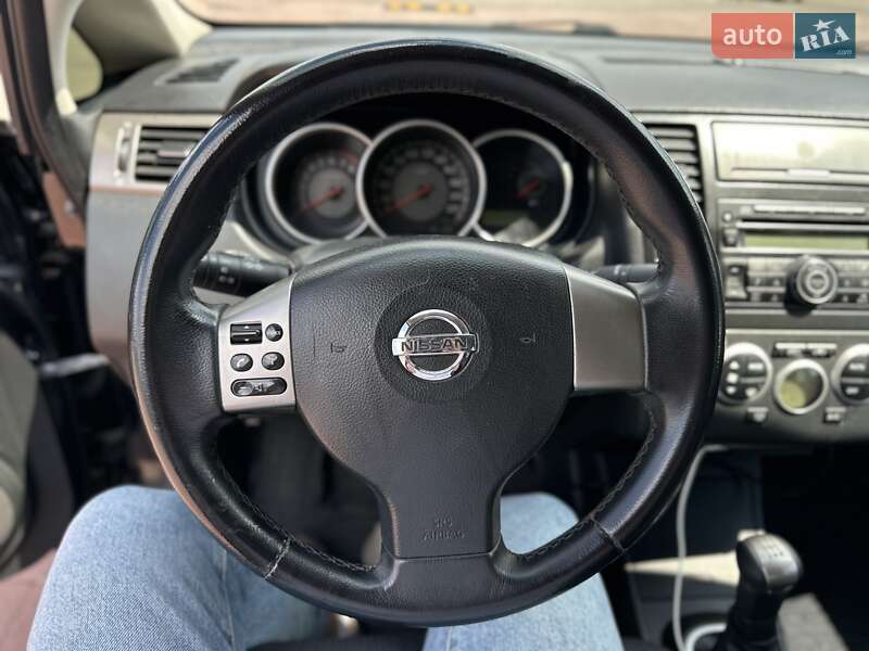 Седан Nissan TIIDA 2008 в Одессе
