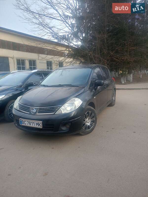 Хетчбек Nissan TIIDA 2008 в Львові