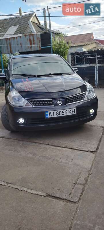 Хетчбек Nissan TIIDA 2007 в Миколаєві
