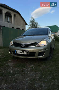 Хэтчбек Nissan TIIDA 2007 в Солотвине