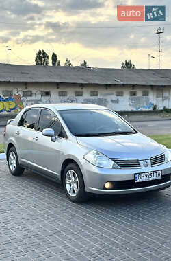Седан Nissan TIIDA 2006 в Одессе