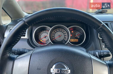 Хетчбек Nissan TIIDA 2008 в Києві