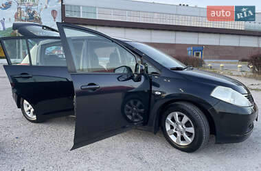 Хетчбек Nissan TIIDA 2008 в Києві
