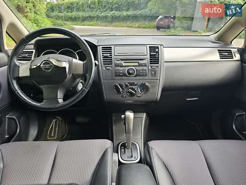 Хэтчбек Nissan TIIDA 2007 в Киеве