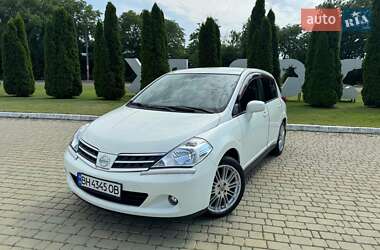 Хэтчбек Nissan TIIDA 2009 в Одессе