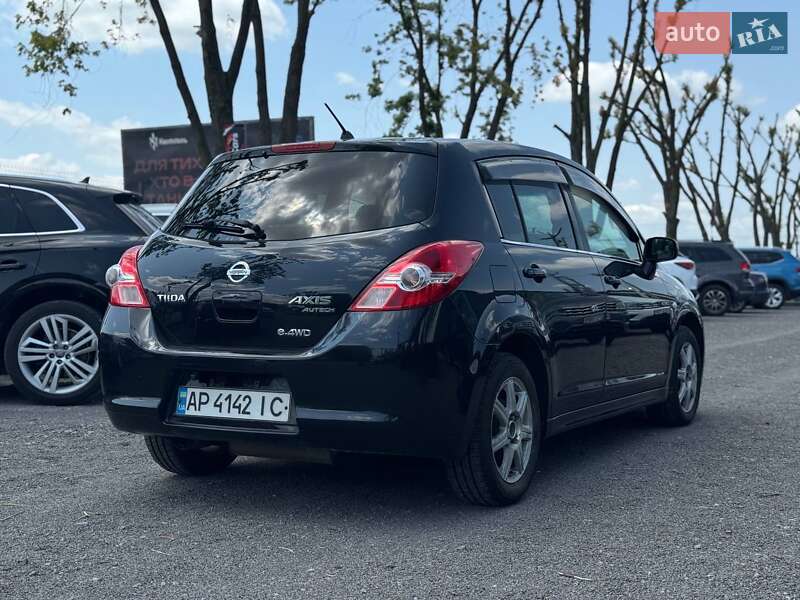 Хетчбек Nissan TIIDA 2009 в Львові
