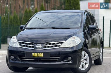 Хетчбек Nissan TIIDA 2011 в Києві