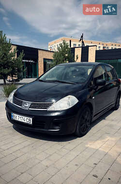 Хетчбек Nissan TIIDA 2011 в Хмельницькому