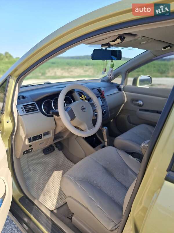 Хэтчбек Nissan TIIDA 2007 в Львове