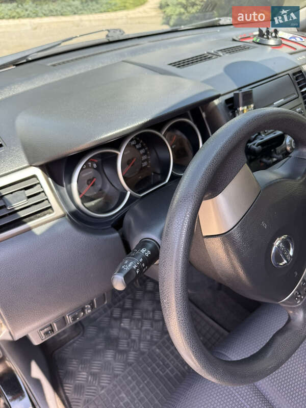 Седан Nissan TIIDA 2008 в Дніпрі фото 20 Седан Nissan TIIDA 2008 в Дніпрі