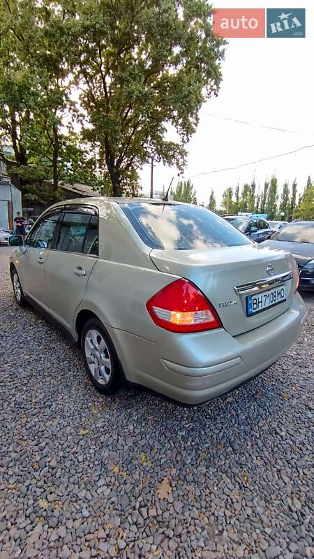 Седан Nissan TIIDA 2008 в Одессе