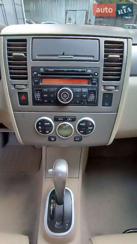 Седан Nissan TIIDA 2008 в Одессе