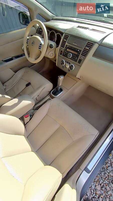 Седан Nissan TIIDA 2008 в Одессе