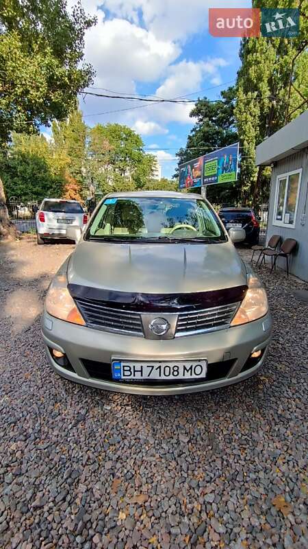Седан Nissan TIIDA 2008 в Одессе