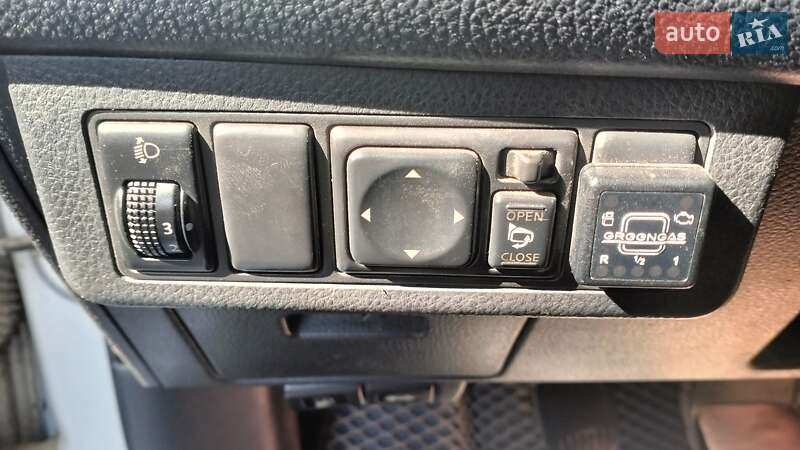 Седан Nissan TIIDA 2007 в Білій Церкві