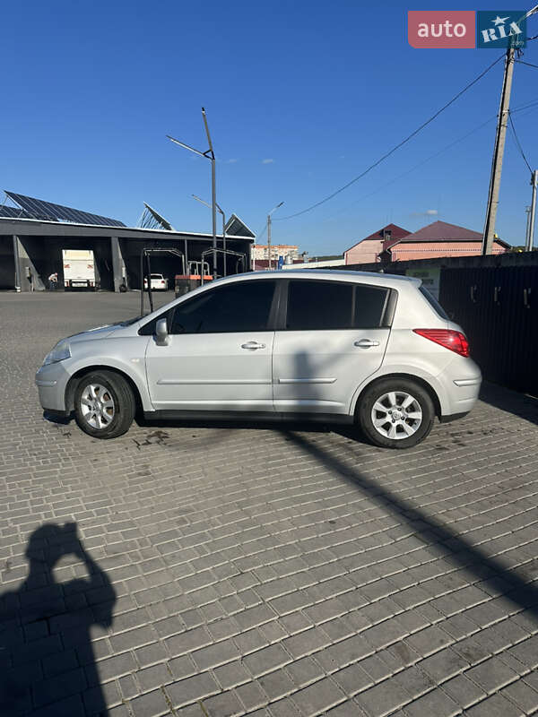 Хэтчбек Nissan TIIDA 2007 в Мукачево фото 5 Хэтчбек Nissan TIIDA 2007 в Мукачево