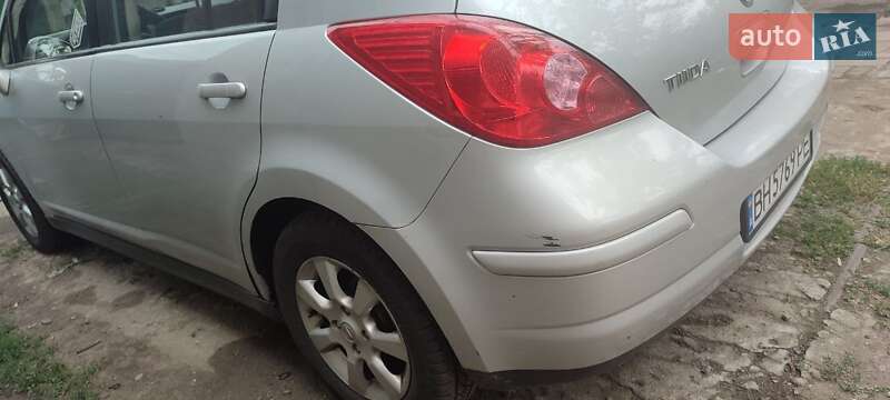 Хэтчбек Nissan TIIDA 2007 в Измаиле фото 2 Хэтчбек Nissan TIIDA 2007 в Измаиле