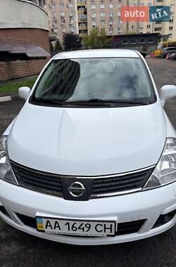 Хетчбек Nissan TIIDA 2008 в Києві