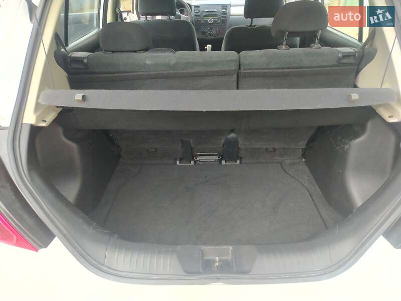 Хетчбек Nissan TIIDA 2013 в Одесі