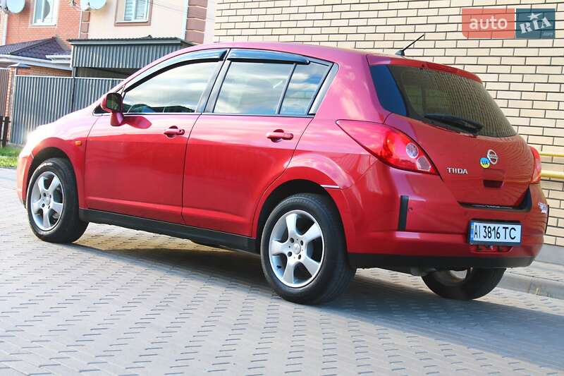 Хэтчбек Nissan TIIDA 2008 в Белой Церкви фото 2 Хэтчбек Nissan TIIDA 2008 в Белой Церкви