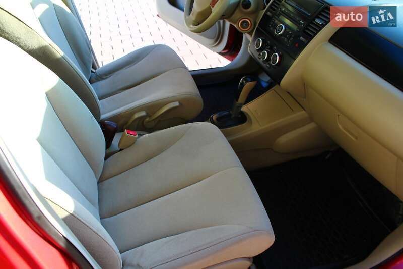 Хэтчбек Nissan TIIDA 2008 в Белой Церкви фото 22 Хэтчбек Nissan TIIDA 2008 в Белой Церкви