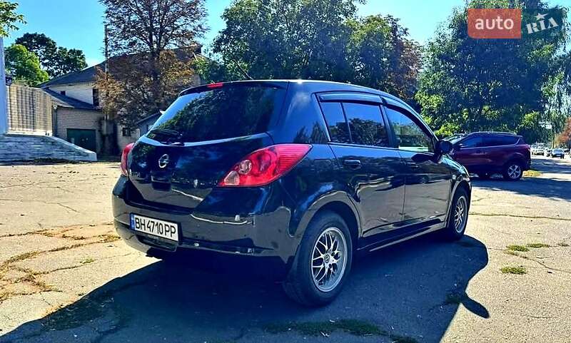 Хэтчбек Nissan TIIDA 2008 в Подольске фото 4 Хэтчбек Nissan TIIDA 2008 в Подольске