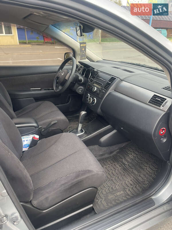 Седан Nissan TIIDA 2011 в Киеве фото 25 Седан Nissan TIIDA 2011 в Киеве