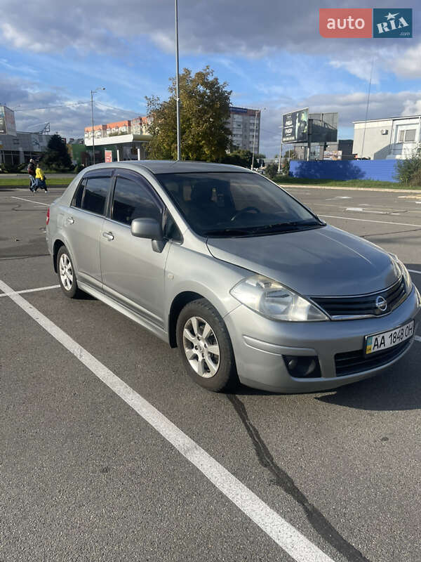 Седан Nissan TIIDA 2011 в Киеве фото 38 Седан Nissan TIIDA 2011 в Киеве