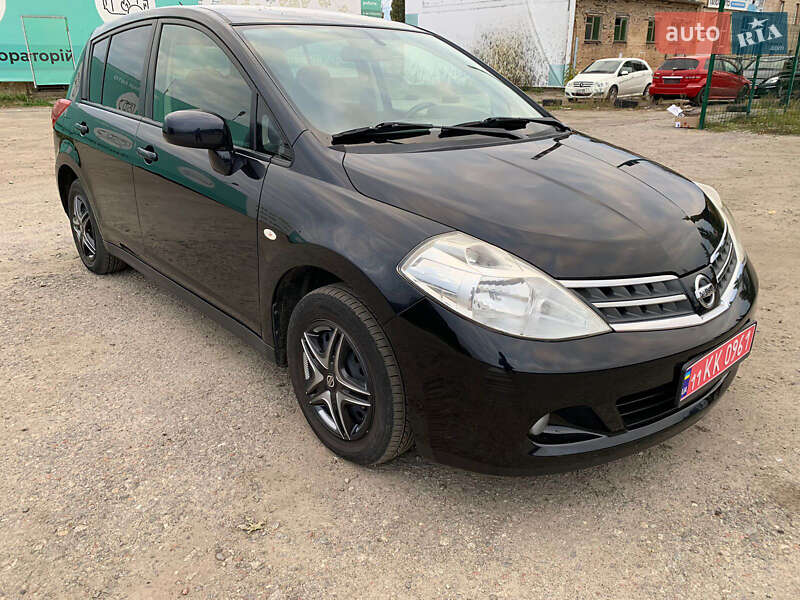 Nissan TIIDA 2012 Nissan TIIDA 2012