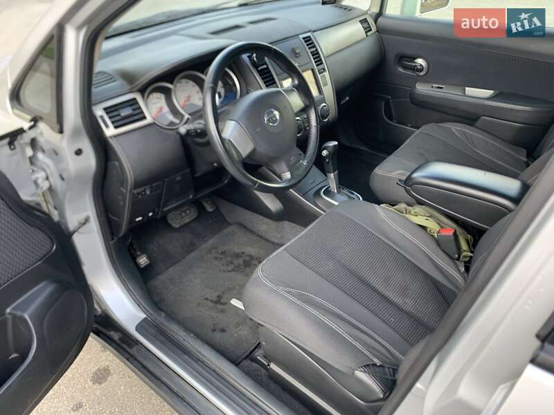 Хэтчбек Nissan TIIDA 2010 в Киеве фото 7 Хэтчбек Nissan TIIDA 2010 в Киеве