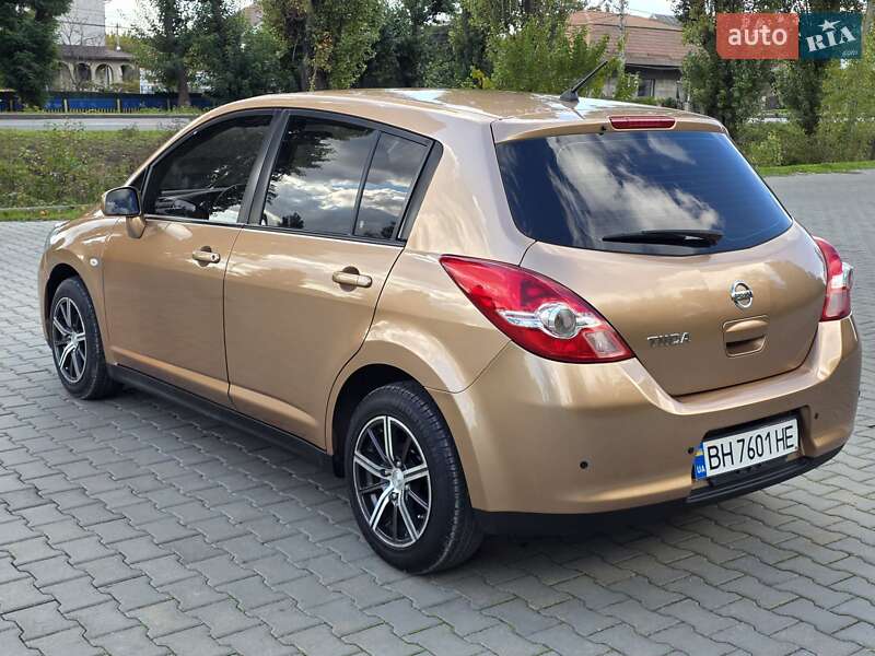 Хэтчбек Nissan TIIDA 2008 в Одессе фото 4 Хэтчбек Nissan TIIDA 2008 в Одессе