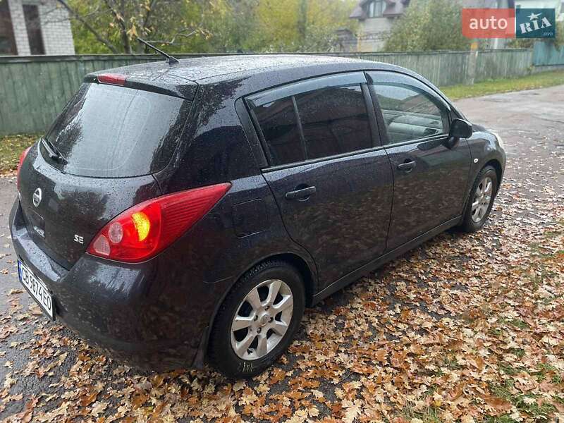 Хэтчбек Nissan TIIDA 2008 в Чернигове