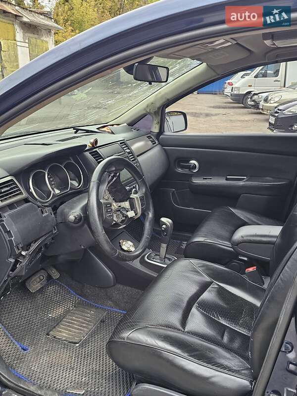 Хетчбек Nissan TIIDA 2007 в Києві фото 12 Хетчбек Nissan TIIDA 2007 в Києві