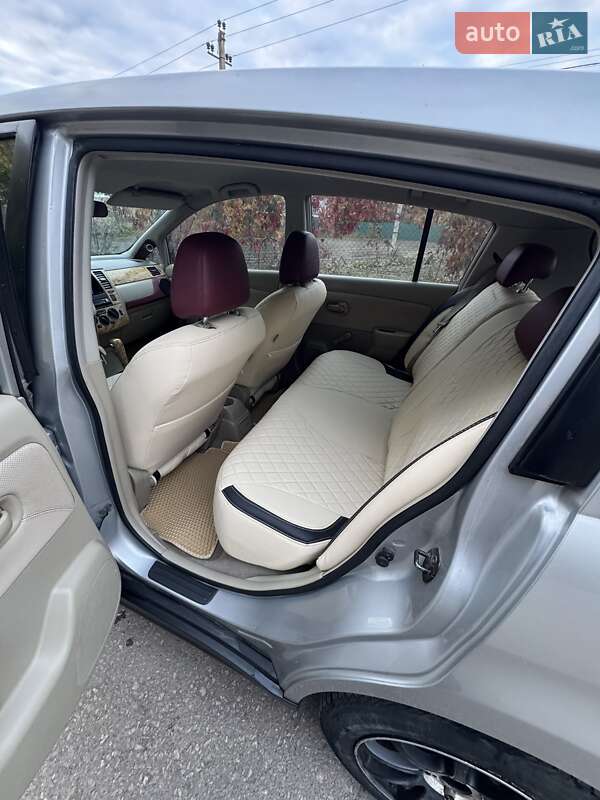 Хетчбек Nissan TIIDA 2006 в Одесі фото 11 Хетчбек Nissan TIIDA 2006 в Одесі