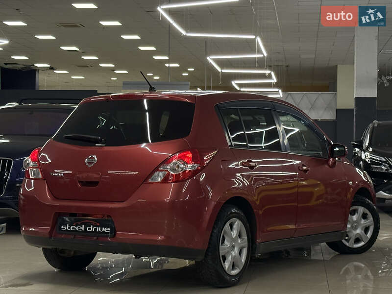 Хетчбек Nissan TIIDA 2010 в Миколаєві фото 8 Хетчбек Nissan TIIDA 2010 в Миколаєві
