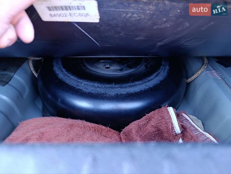 Седан Nissan TIIDA 2008 в Хмельницком фото 27 Седан Nissan TIIDA 2008 в Хмельницком