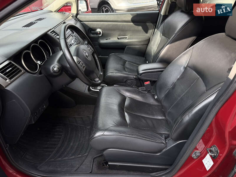 Хэтчбек Nissan TIIDA 2008 в Одессе