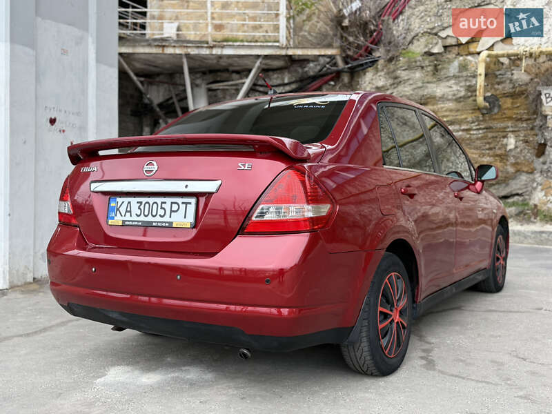 Седан Nissan TIIDA 2008 в Одессе